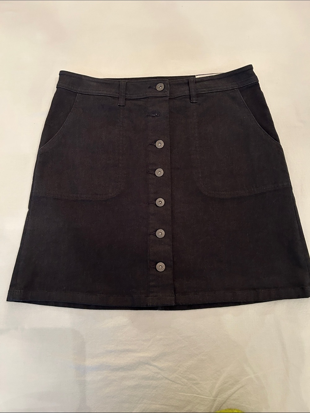 Vince Camuto Black Button-Front Mini Skirt